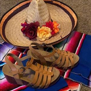 DRESS DOWN or DRESS UP